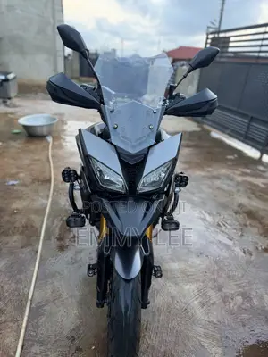 Yamaha MT-09 2018 Gray