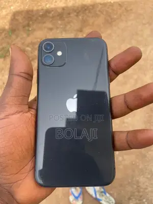Apple iPhone 11 64 GB Black