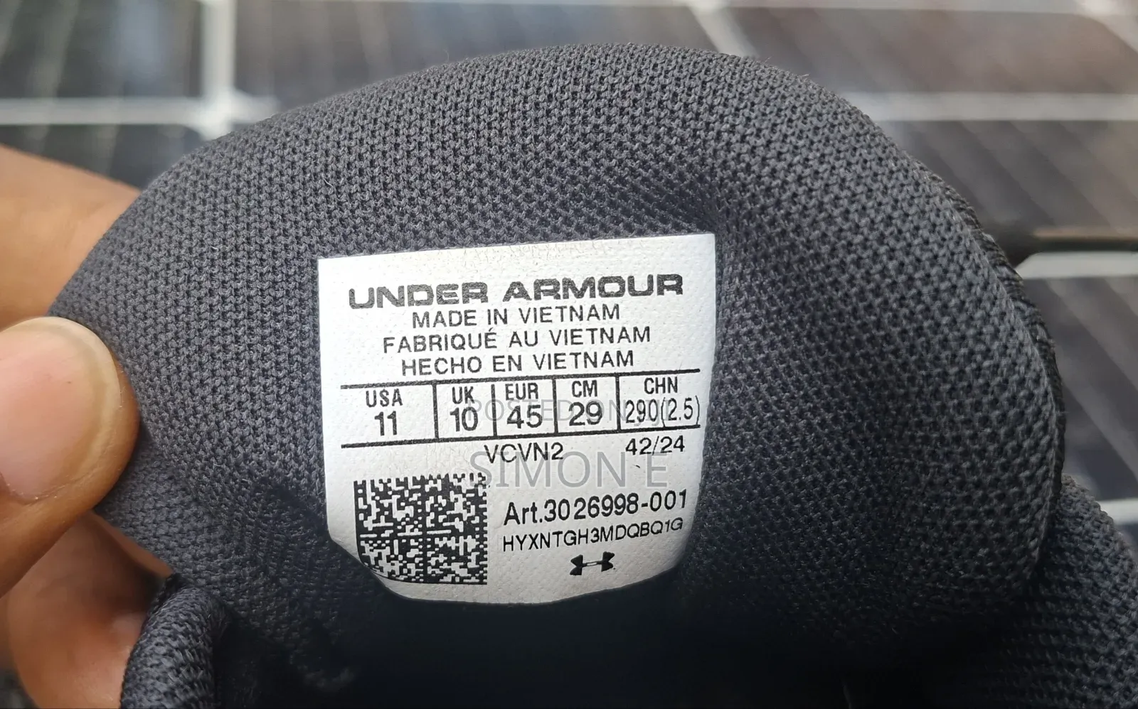 Under Armour Sneakers