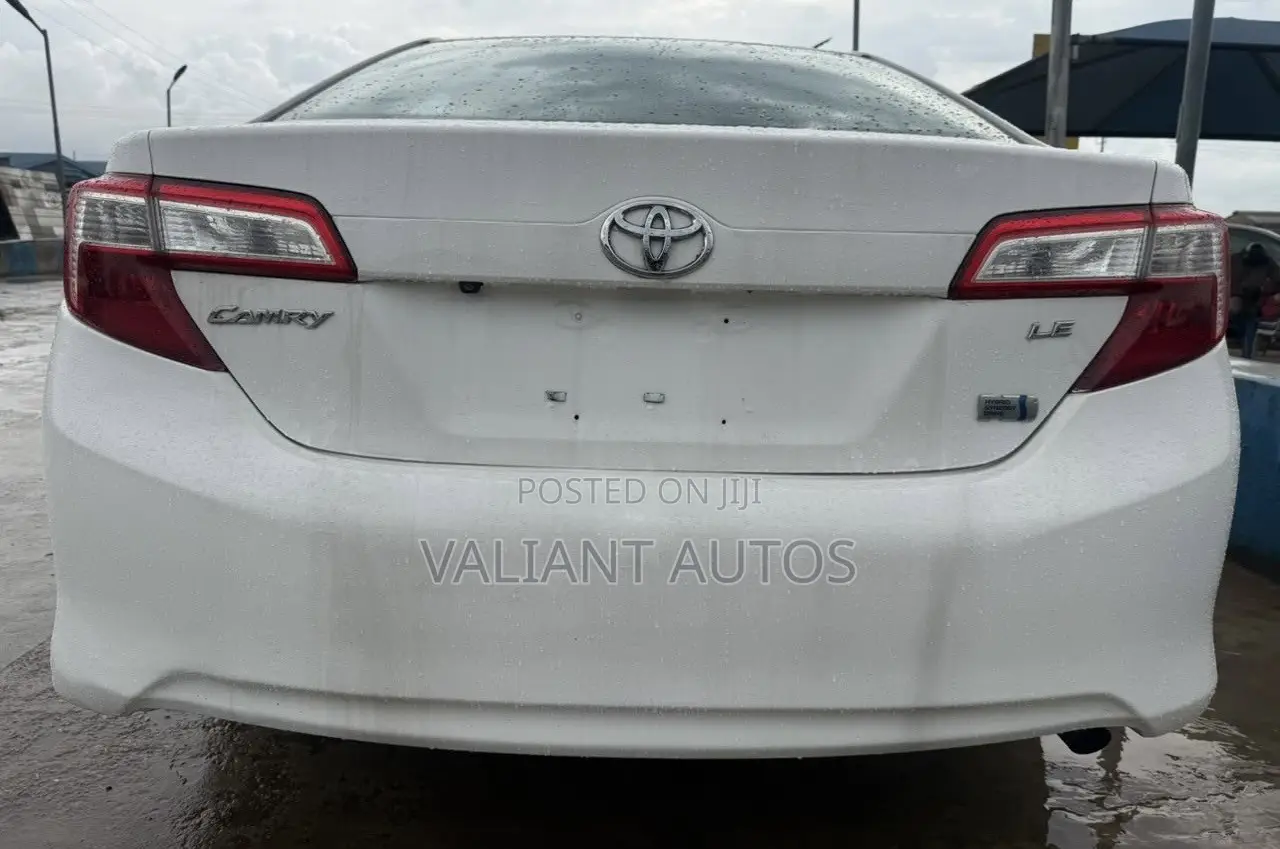 Toyota Camry 2014 White