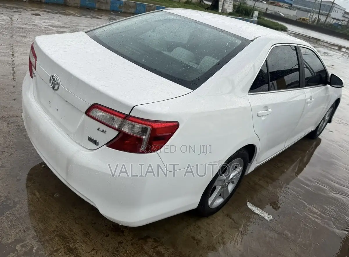 Toyota Camry 2014 White