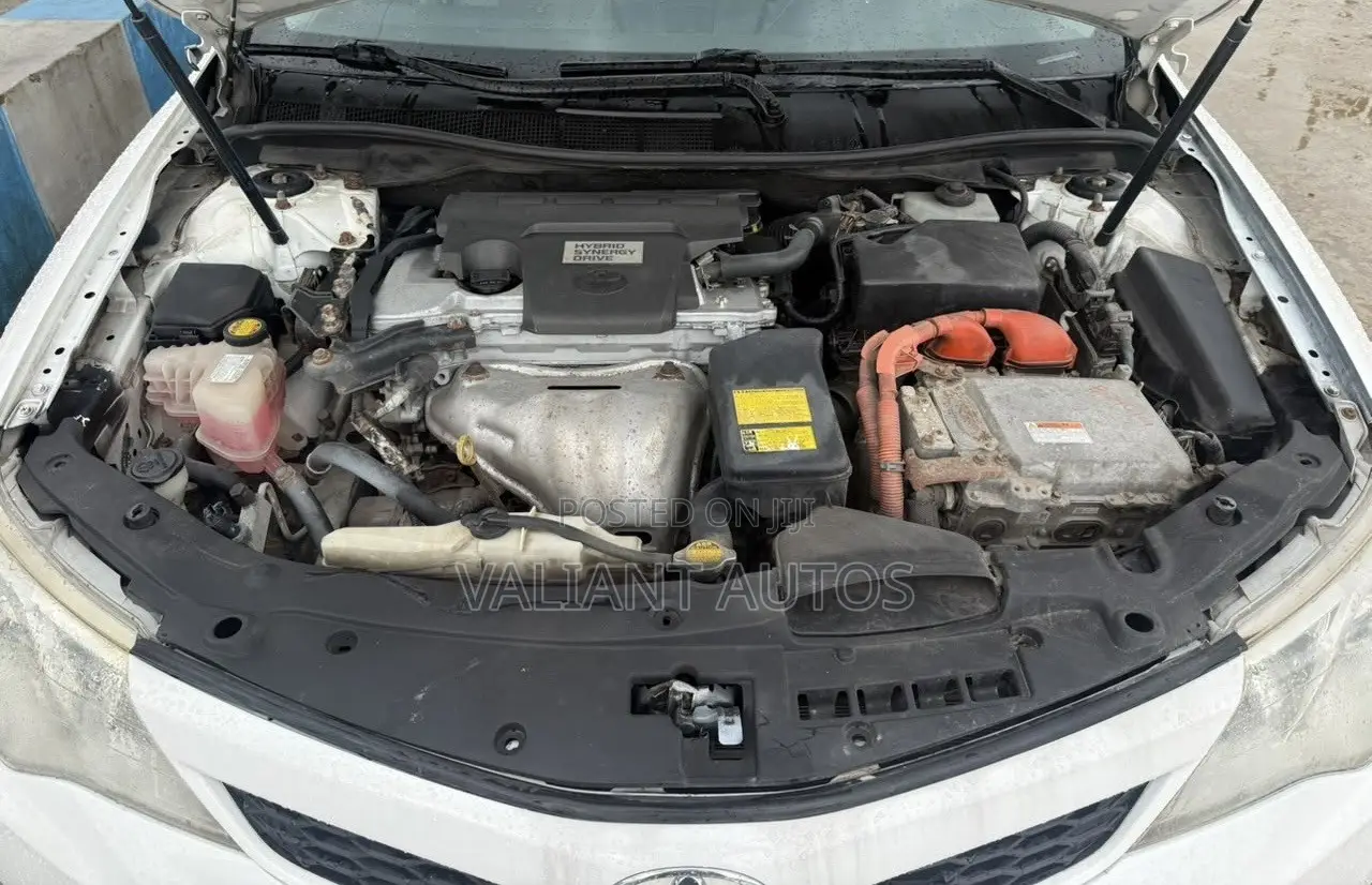 Toyota Camry 2014 White