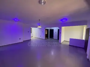 3bdrm Block of Flats in Independence Estate, for rent