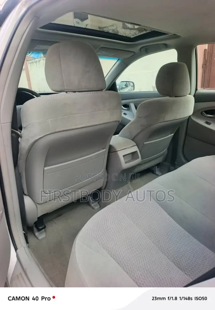 Toyota Camry 2010 Silver