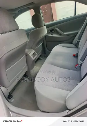 Toyota Camry 2010 Silver