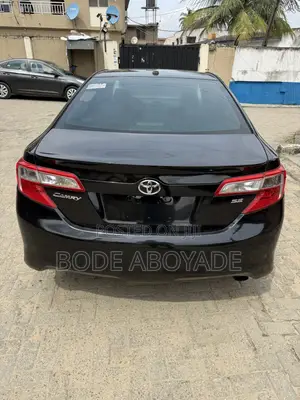 Toyota Camry SE 4dr Sedan (2.5L 4cyl 6A) 2013 Black