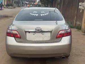 Toyota Camry 2.4 LE 2008 Gold