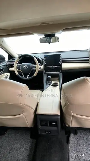 Toyota Avalon 2022 White