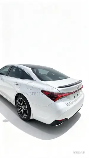 Toyota Avalon 2022 White