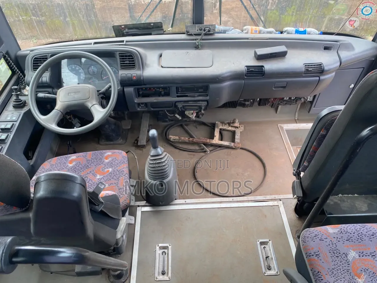 Isuzu Executive LX 2019 White