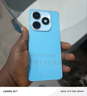 Tecno Spark 20 128 GB Blue