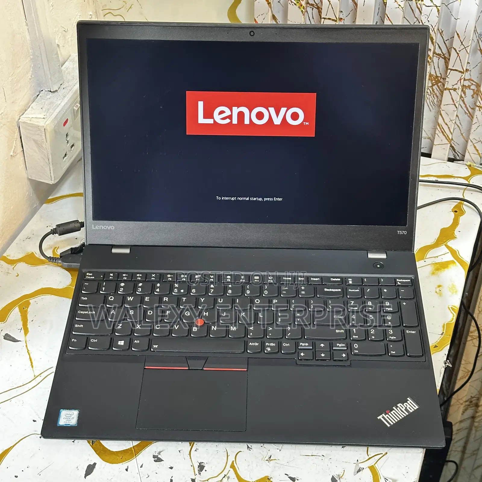 Laptop Lenovo ThinkPad T570 8GB Nvidia SSD 256GB