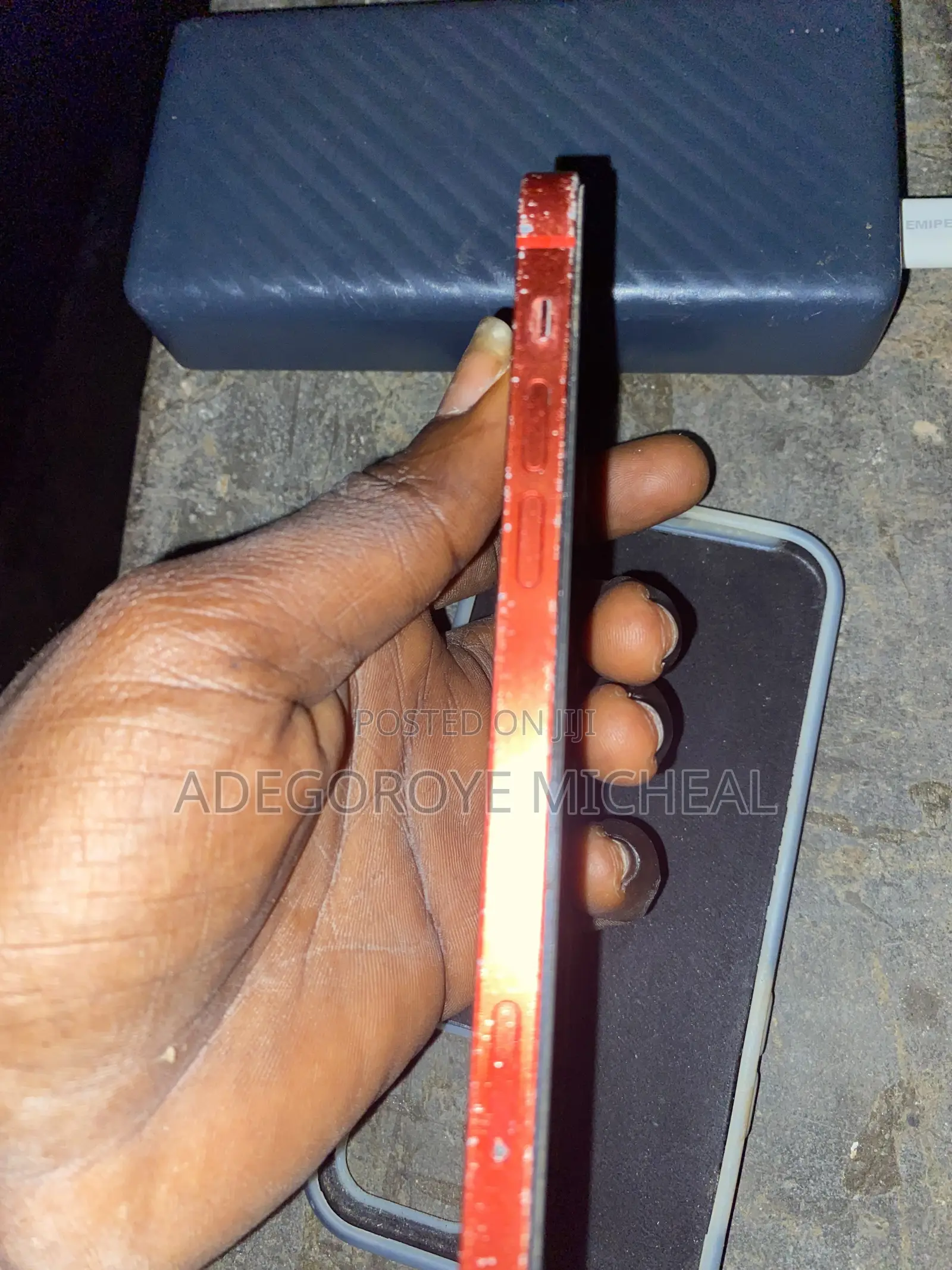 Apple iPhone 12 64 GB Red
