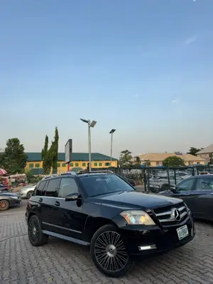 Mercedes-Benz GLK-Class 350 4MATIC 2010 Black