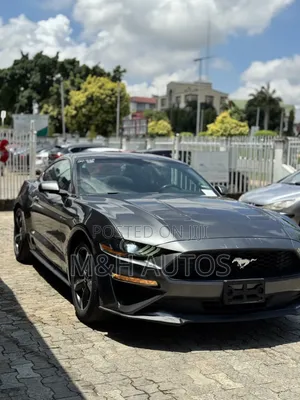 Ford Mustang EcoBoost Fastback 2018 Gray
