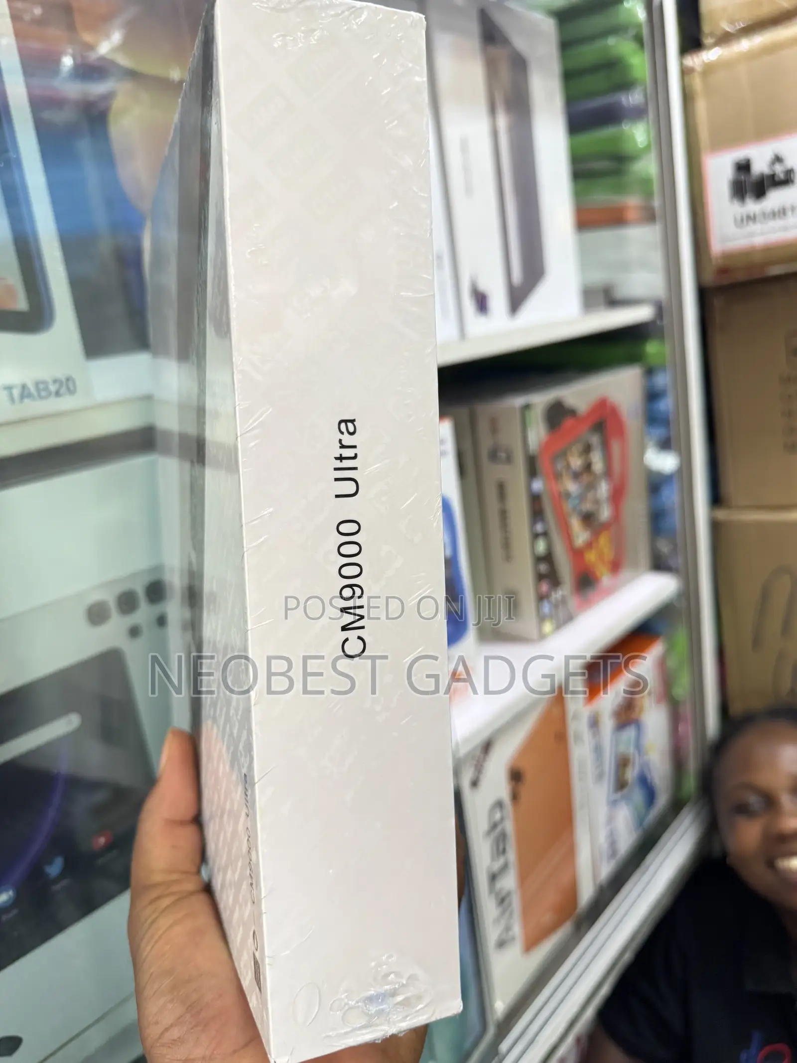 New C idea CM8800 Plus 1 TB Gray
