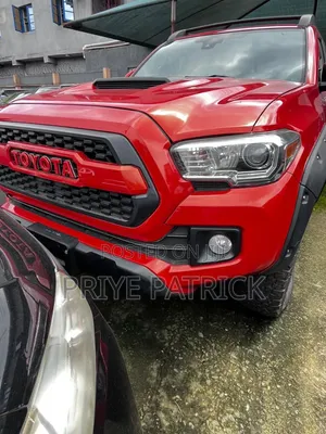 Toyota Tacoma 2018 Red