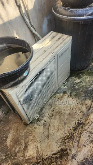 1hp Carrier AC