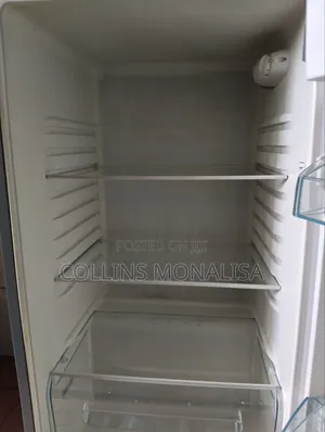 Hinsense Fridge - REF215DR