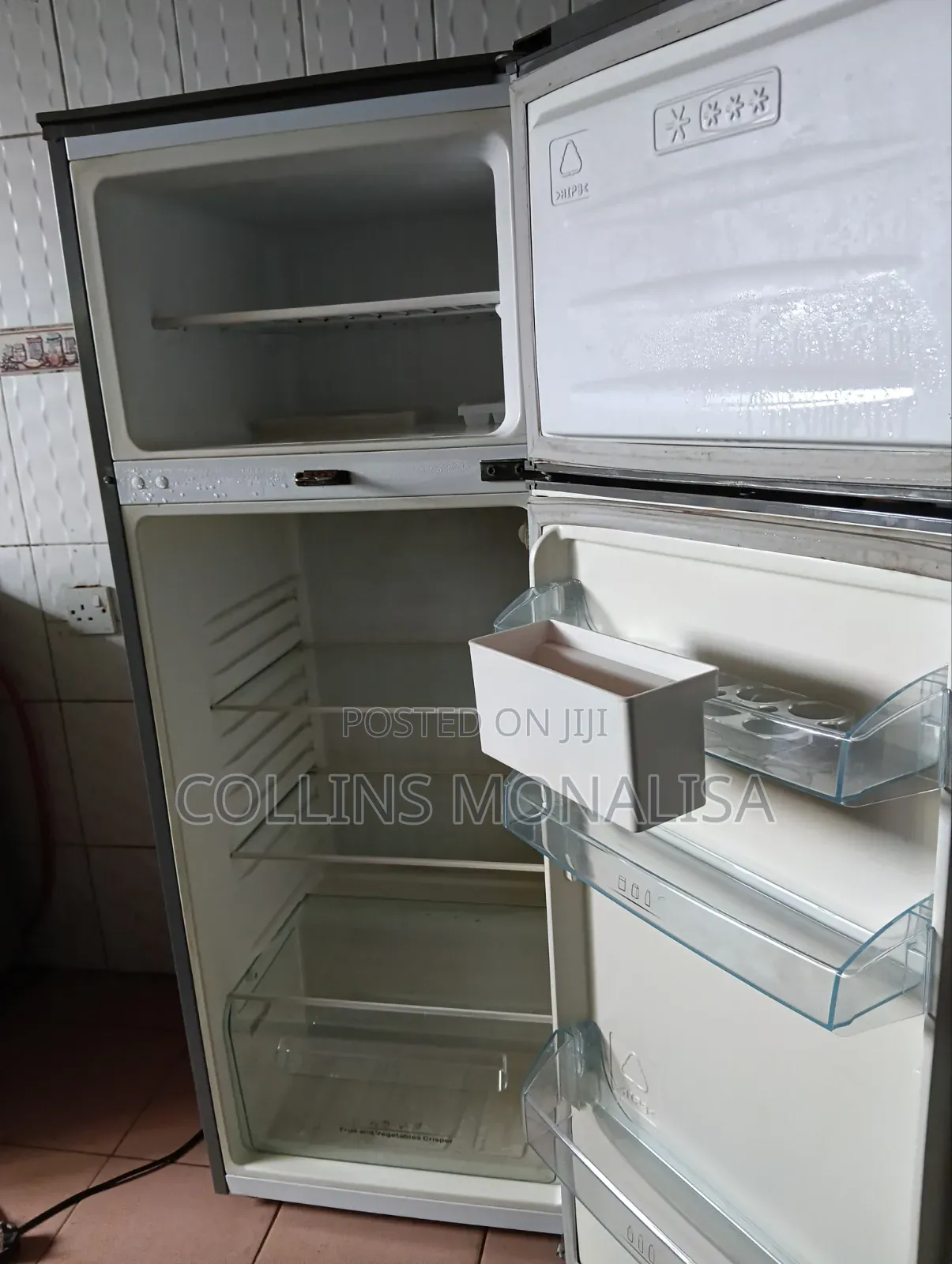 Hinsense Fridge - REF215DR