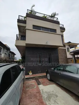 Furnished 3bdrm Townhouse / Terrace in 𝐋𝐄𝐊𝐊𝐈 𝐏𝐇𝐀𝐒𝐄 1, Lekki Phase 1
