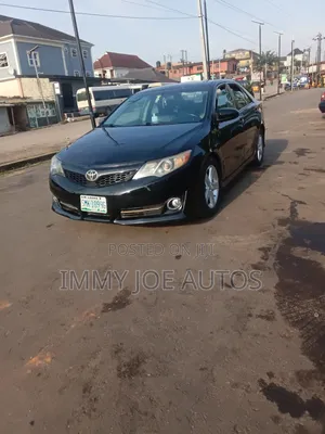 Toyota Camry SE 4dr Sedan (2.5L 4cyl 6A) 2013 Black