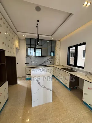 5bdrm Duplex in Lekki Phase 1 for sale