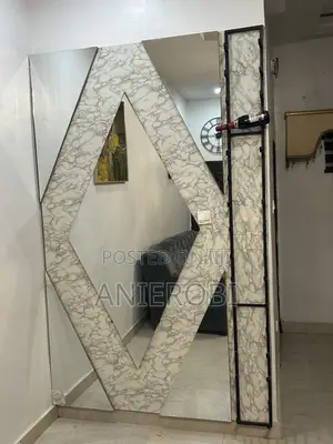 Mirror Bar