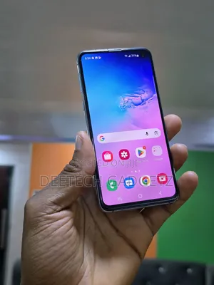 Samsung Galaxy S10e 128 GB Blue