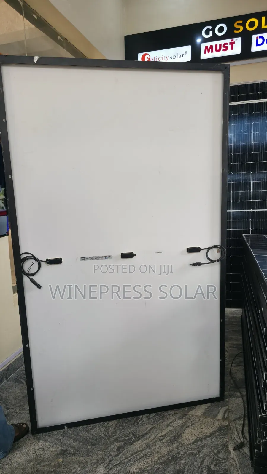 475w Jinko Solar Panel