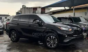 Toyota Highlander 2021 Black