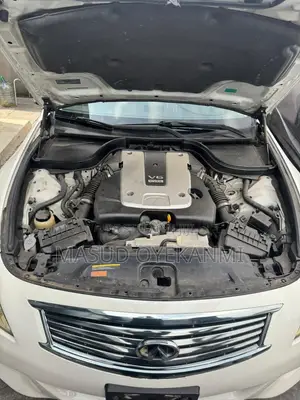 Infiniti G 2013 White