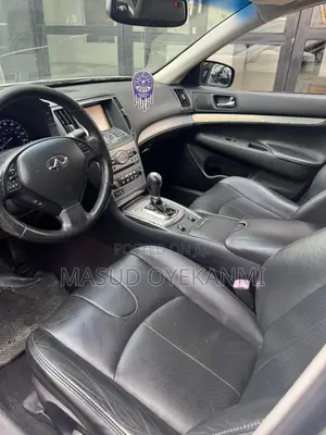Infiniti G 2013 White