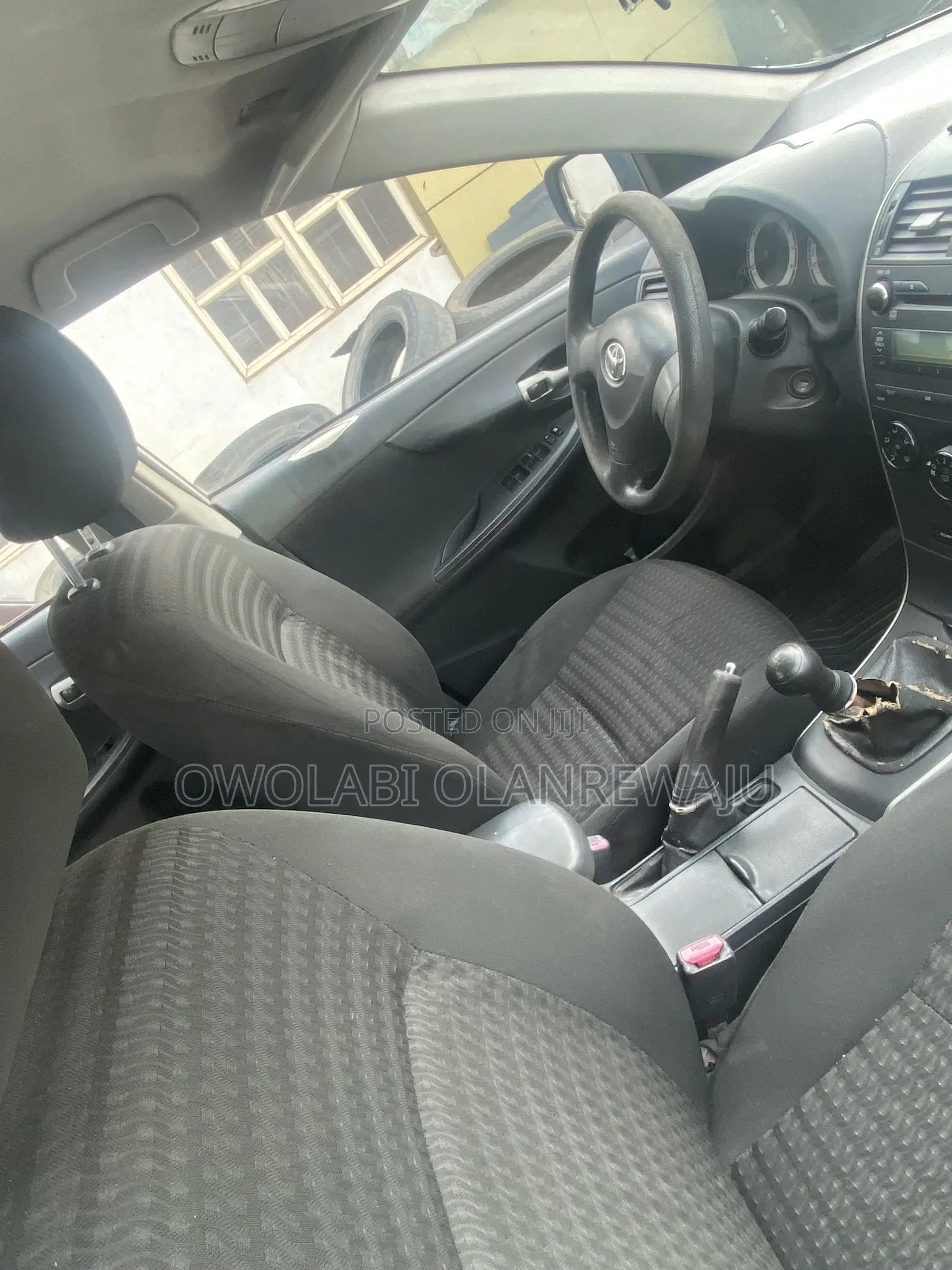 Toyota Corolla 2012 Silver
