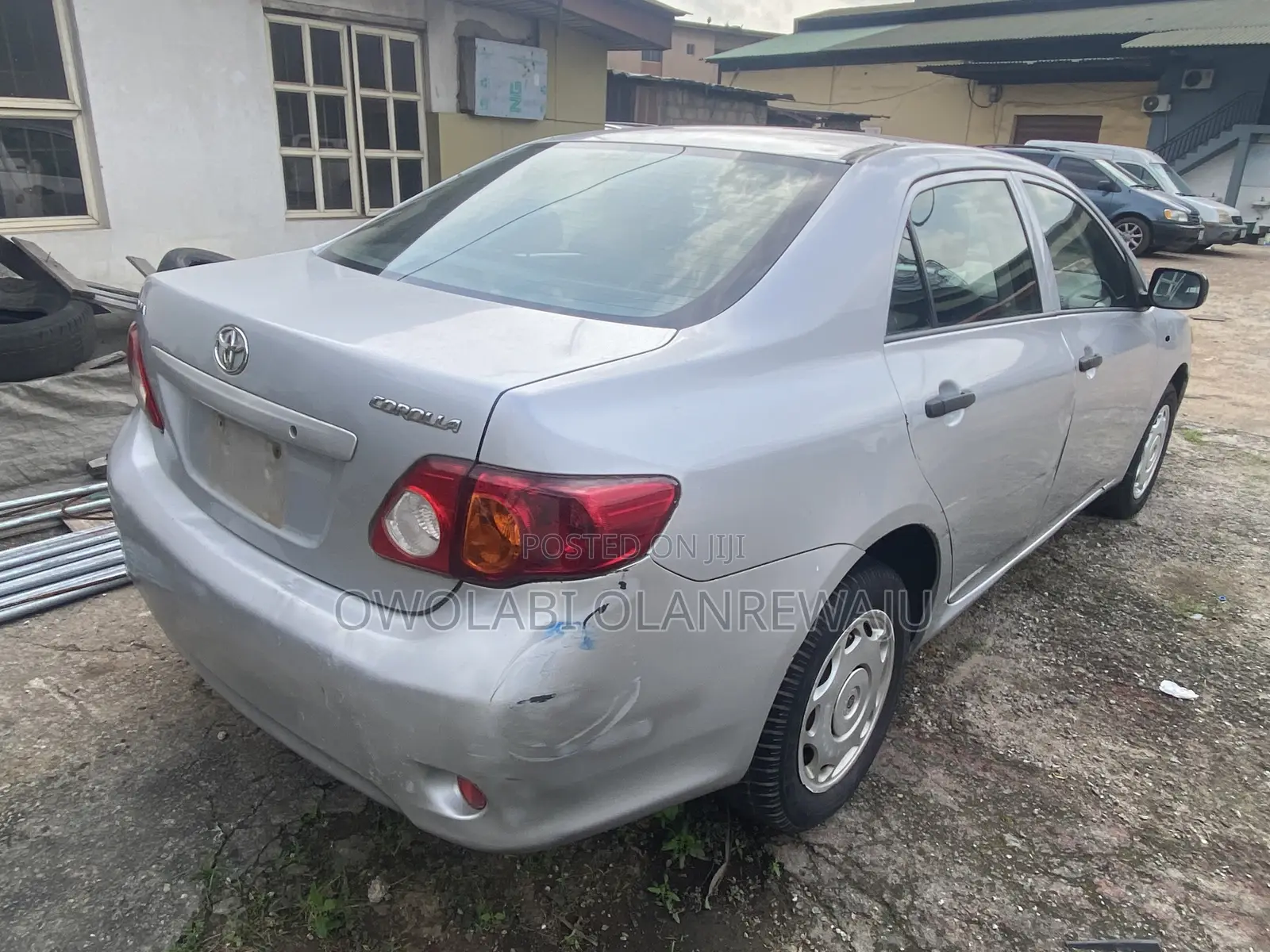 Toyota Corolla 2012 Silver