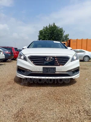Hyundai Sonata Limited Sedan FWD (2.4L 4cyl 6A) 2016 White