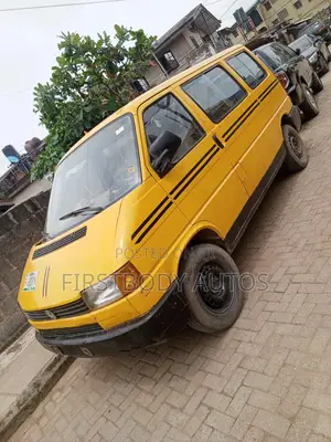 Volkswagen LT 2006 Yellow