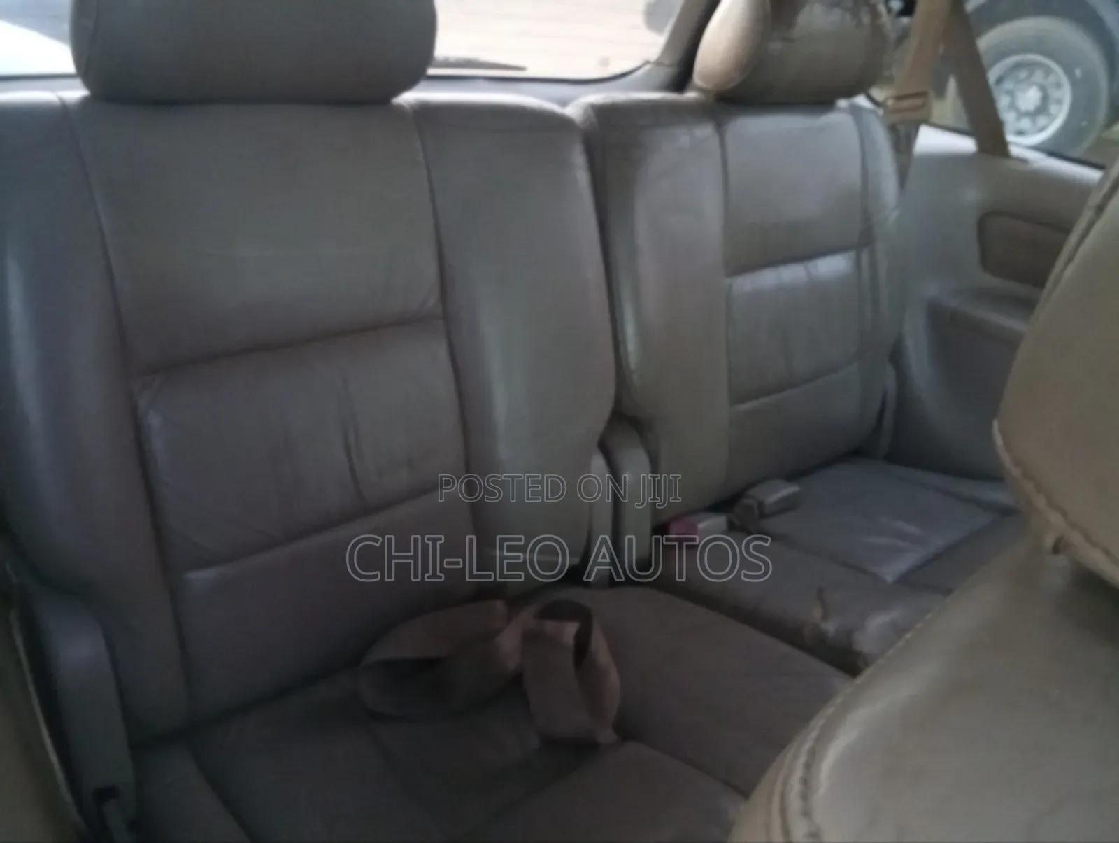 Toyota Sienna 1999 Gray