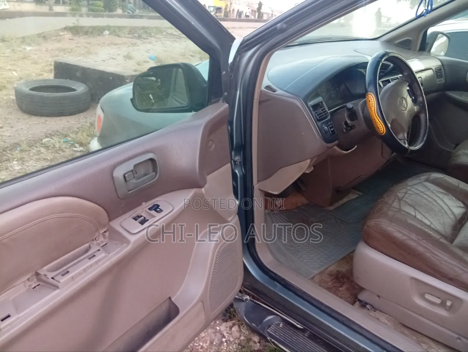 Toyota Sienna 1999 Gray