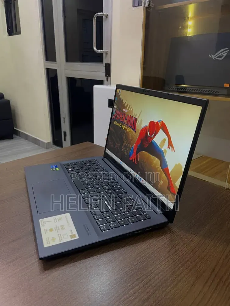 New Laptop HP 15 32GB Intel Core i7 SSD 256GB