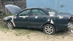 Toyota Camry 2006 Silver