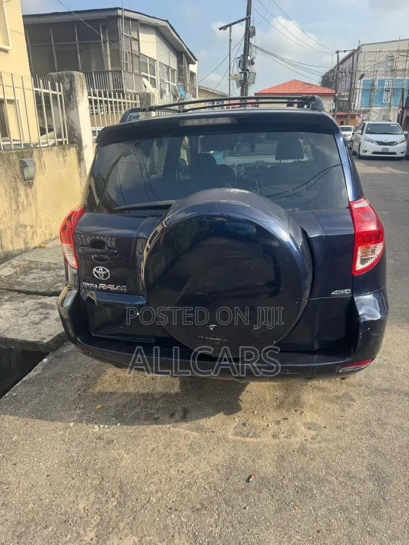Toyota RAV4 2008 Blue