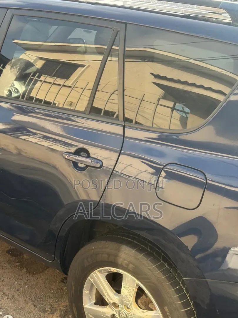 Toyota RAV4 2008 Blue