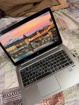 Laptop HP EliteBook 1040 G4 8GB Intel Core i5 SSHD+SSD 256GB