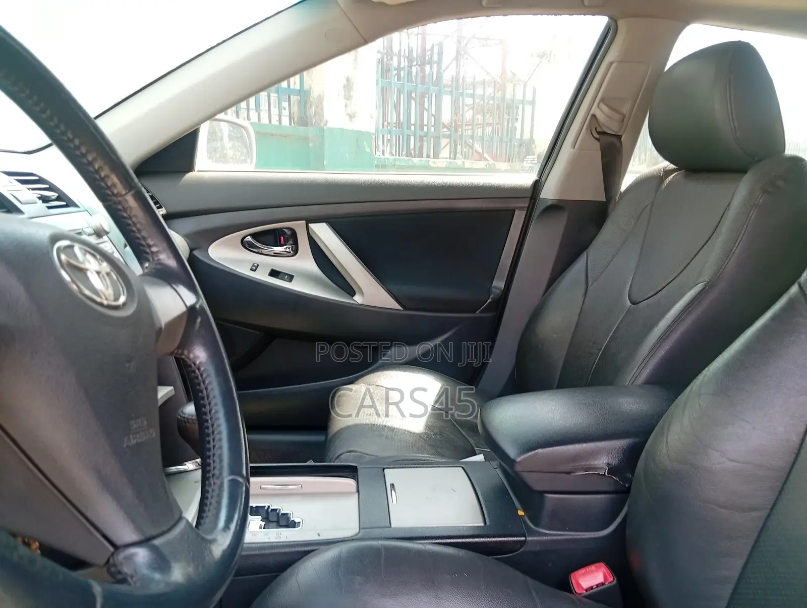 Toyota Camry 2011 Silver