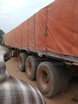 Distributor of Dangote and Bua Cement Natiowide