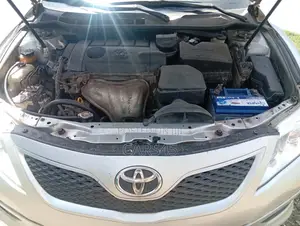 Toyota Camry 2011 Silver