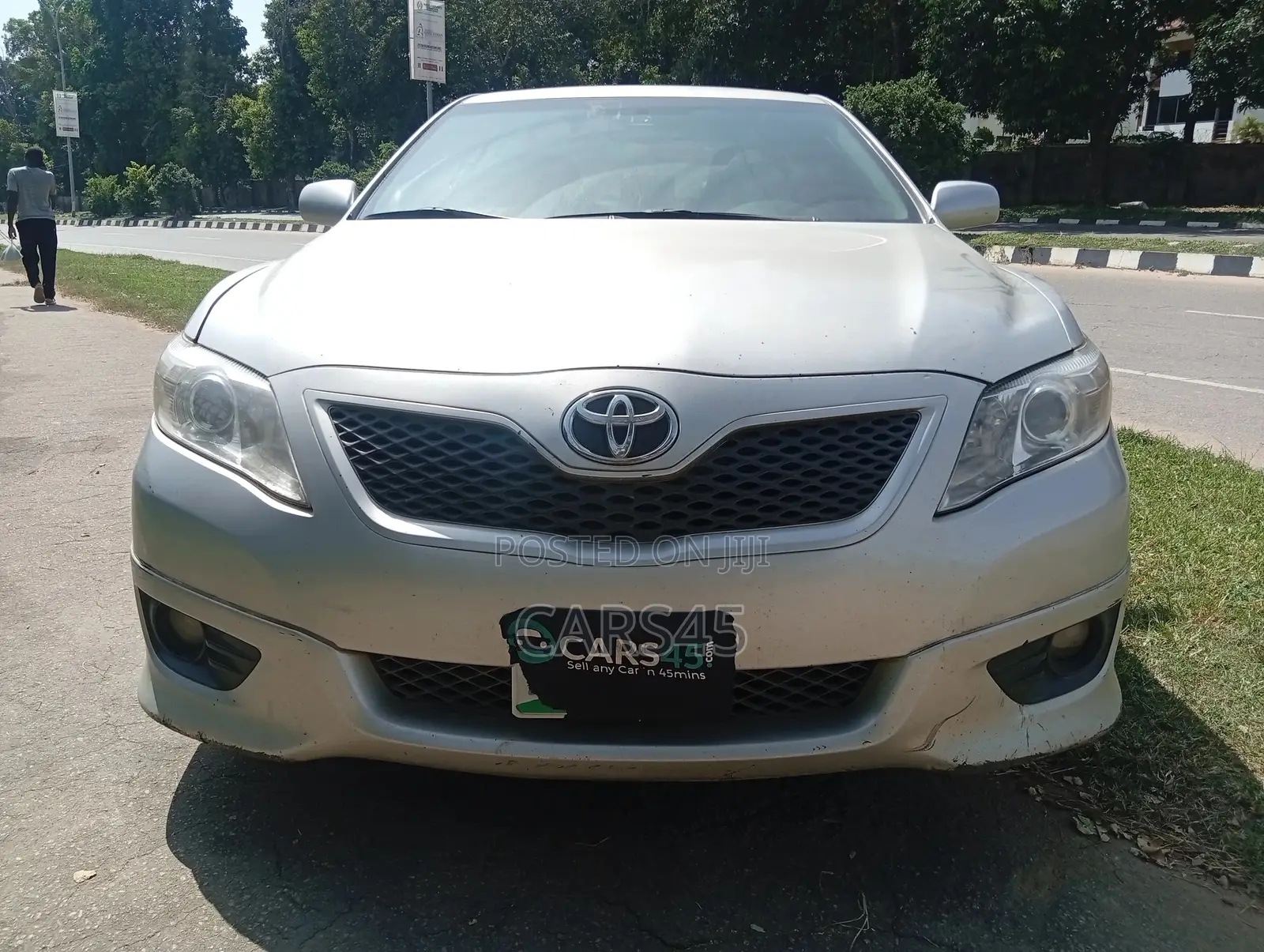 Toyota Camry 2011 Silver