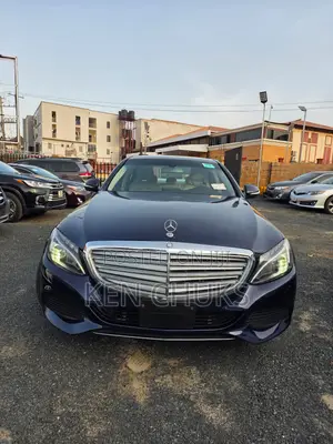 Mercedes-Benz C300 2015 Black