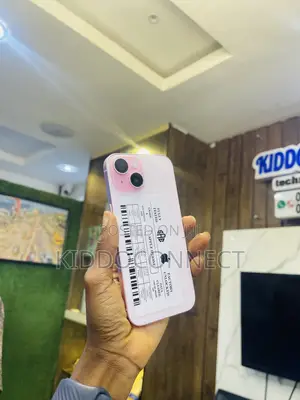 Apple iPhone 15 256 GB Pink